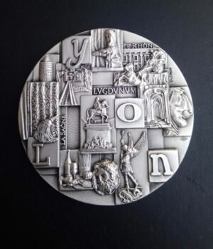 Médaille Lyon Monument 73 mm